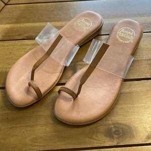 NWT Andre Assous Nailah Sandals- clear & tan, size 9